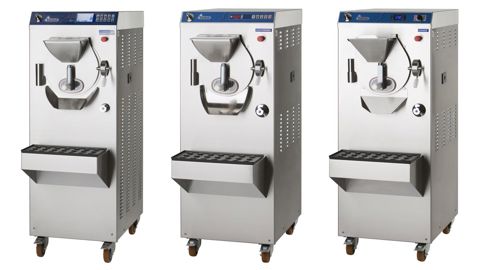 Les modèles de machines à glaces Snowy de Valmar répondent à tous les besoins (de g. à d. les séries TTi, Quick et M). © Valmar France Les modèles de machines à glaces Snowy de Valmar répondent à tous les besoins (de g. à d. les séries TTi, Quick et M). © Valmar France